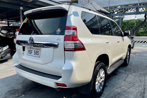 Second hand 2016 Toyota Land Cruiser Prado 4.0L VX AT 