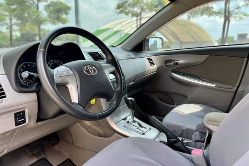 Used 2014 Toyota Corolla Altis 1.6 V AT