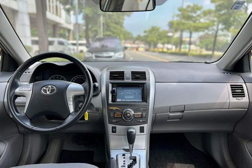 Used 2014 Toyota Corolla Altis 1.6 V AT