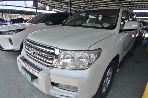 2nd Hand 2010 Toyota Land Cruiser 200 4.5L DSL AT