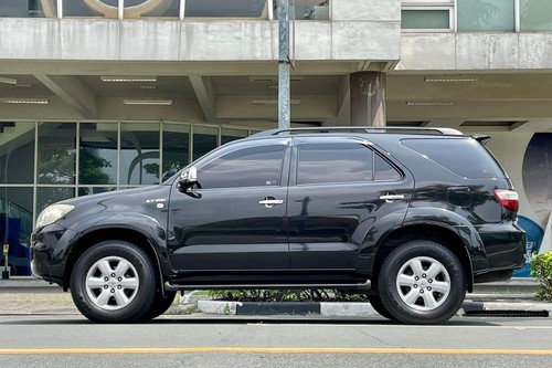Second hand 2009 Toyota Fortuner 2.7 G AT 