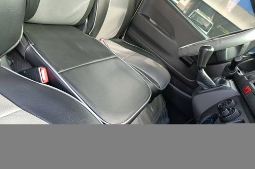 Used 2017 Toyota Hiace 3.0L Commuter MT
