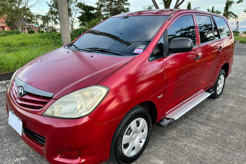 Second hand 2012 Toyota Innova 2.5L J MT 