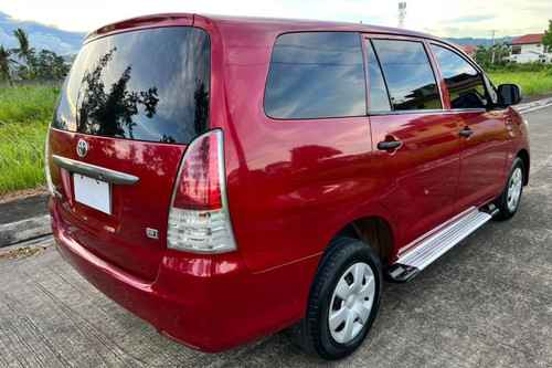 2nd Hand 2012 Toyota Innova 2.5L J MT