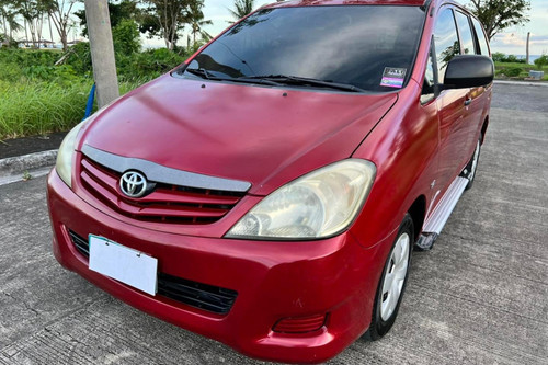 Second hand 2012 Toyota Innova 2.5L J MT 