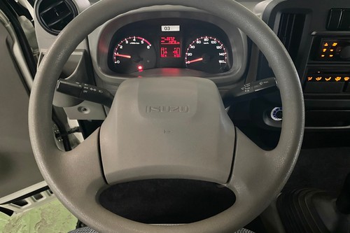 Used 2021 Isuzu Traviz L
