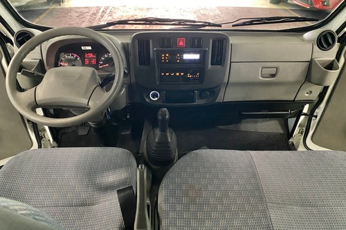 Used 2021 Isuzu Traviz L