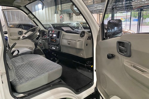 Used 2021 Isuzu Traviz L