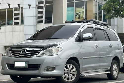2nd Hand 2011 Toyota Innova 2.5L G AT