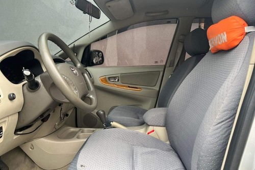 Used 2011 Toyota Innova 2.5L G AT