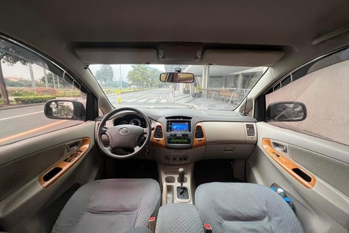 Used 2011 Toyota Innova 2.5L G AT