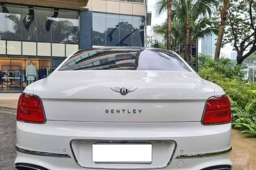 Old 2021 Bentley Flying Spur W12