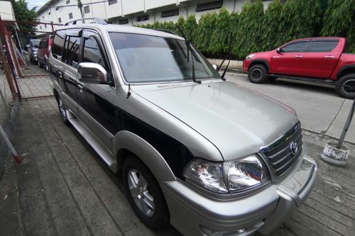 Second hand 2004 Toyota Revo 2.0L VX AT 