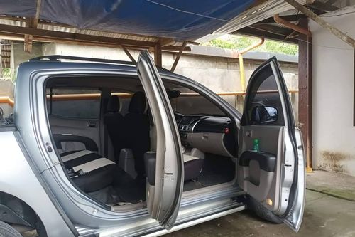 Old 2011 Mitsubishi Strada 2.5L GLX MT