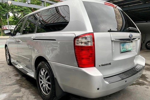 Old 2013 Kia Carnival 2.9L EX