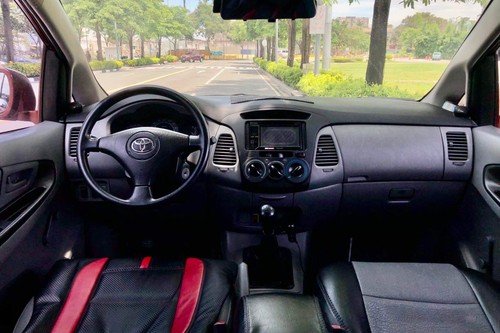 Used 2007 Toyota Innova 2.0L J MT