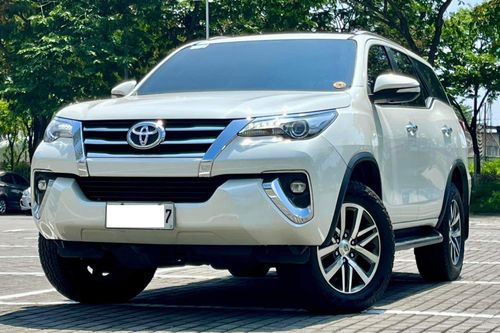Second hand 2017 Toyota Fortuner 2.4 V AT 