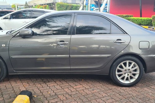 2nd Hand 2005 Toyota Camry 3.0L V