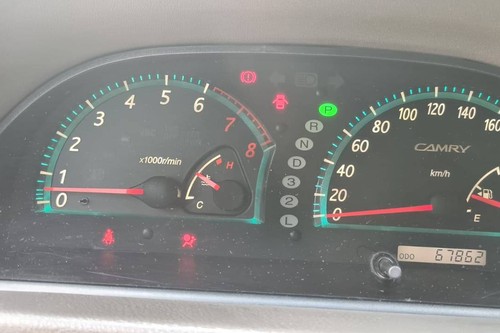 Old 2005 Toyota Camry 3.0L V