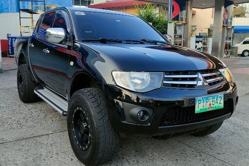 Old 2010 Mitsubishi Strada 2.5 GLX MT