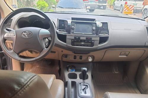 Old 2013 Toyota Fortuner 2.4 G Diesel 4x2 AT