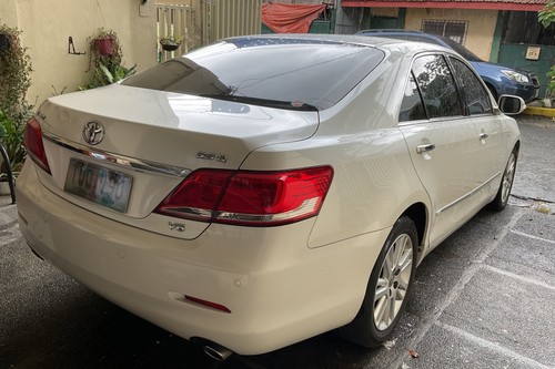 Old 2012 Toyota Camry 3.5 Q
