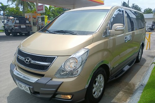 Second hand 2011 Hyundai Grand Starex 2.5L Gold CRDi AT 