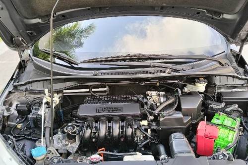 Second hand 2015 Honda City 1.5L VX AT 