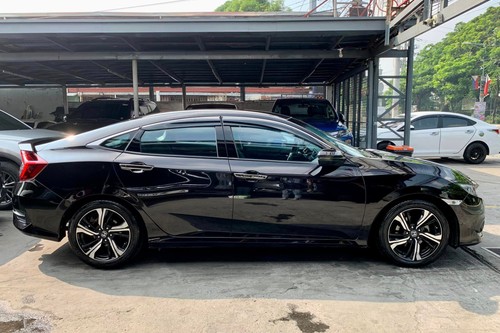 Used 2016 Honda Civic 1.5L RS AT
