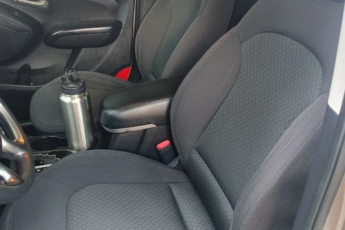 Second hand 2012 Hyundai Tucson 2.0L S AT 