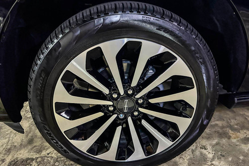 Used 2023 Lincoln Navigator 5.4L