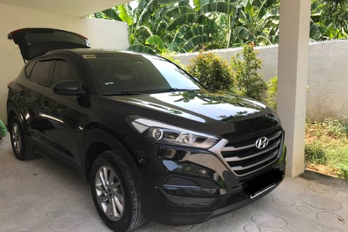 Second hand 2016 Hyundai Tucson 2.0L GLS AT 