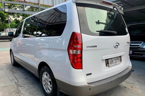Old 2014 Hyundai Grand Starex 2.5 Gold Dsl