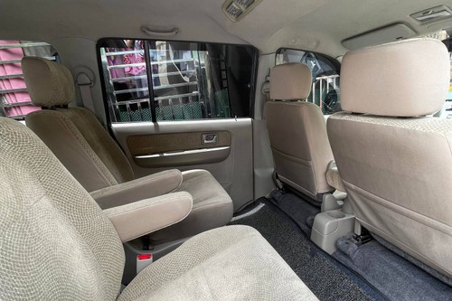 Second hand 2015 Suzuki APV GLX 1.6L MT 