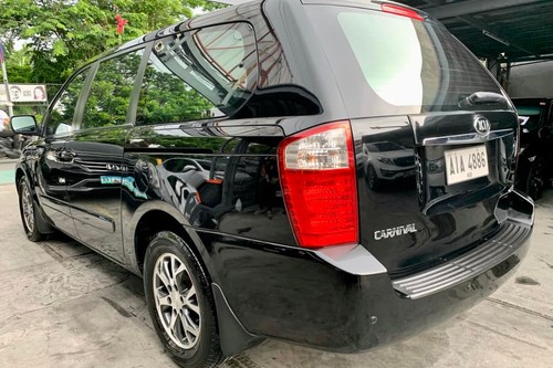 Old 2014 Kia Carnival 2.9L EX