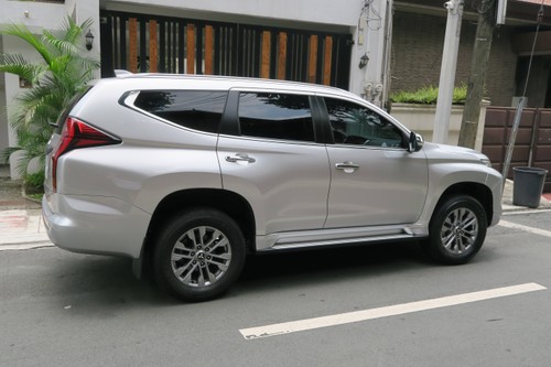 2nd Hand 2021 Mitsubishi Montero Sport 2.4L GLS Premium AT