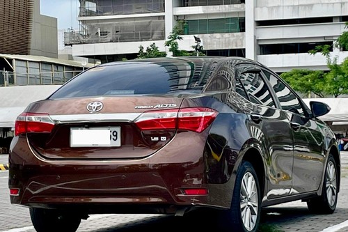 2nd Hand 2015 Toyota Corolla Altis 1.6 V AT