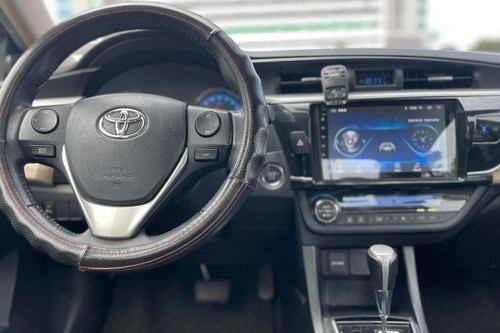 Used 2015 Toyota Corolla Altis 1.6 V AT