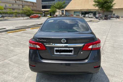 Second hand 2017 Nissan Sylphy 1.6L MT 