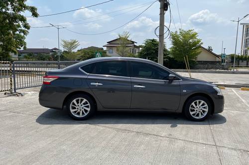 Old 2017 Nissan Sylphy 1.6L MT