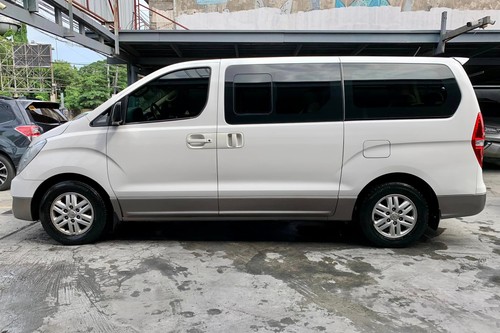 2nd Hand 2016 Hyundai Grand Starex 2.5 Gold Dsl