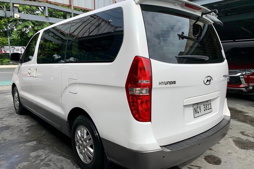 Old 2016 Hyundai Grand Starex 2.5 Gold Dsl