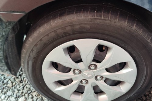 Old 2019 Hyundai Accent 1.4 GL 6MT w/o Airbags