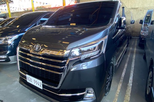 2nd Hand 2020 Toyota Hiace Super Grandia Elite AT