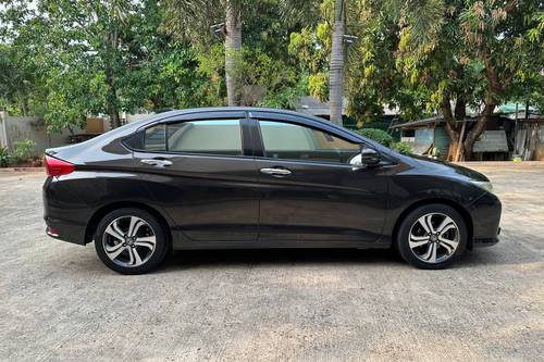 2nd Hand 2014 Honda City 1.5 V CVT Honda Sensing