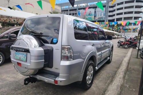 2nd Hand 2013 Mitsubishi Pajero GLS 3.2 Di-D 4WD AT