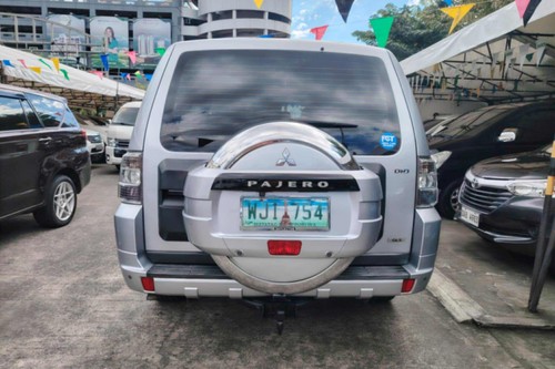 Used 2013 Mitsubishi Pajero GLS 3.2 Di-D 4WD AT