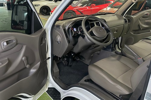 Used 2024 Hyundai H-100 2.5 CRDi 6MT (With A/C)