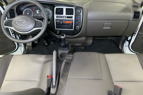Used 2024 Hyundai H-100 2.5 CRDi 6MT (With A/C)