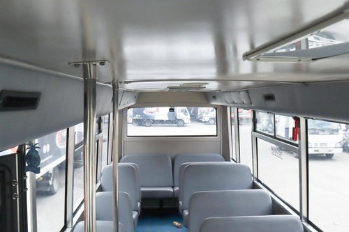 Used 2018 Isuzu QKR77 FB Body